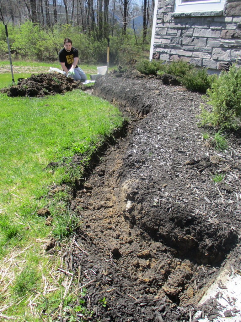 edging for a retaining wall garden