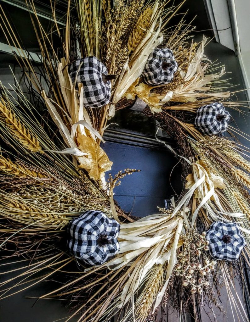 buffalo check pumpkin wreath