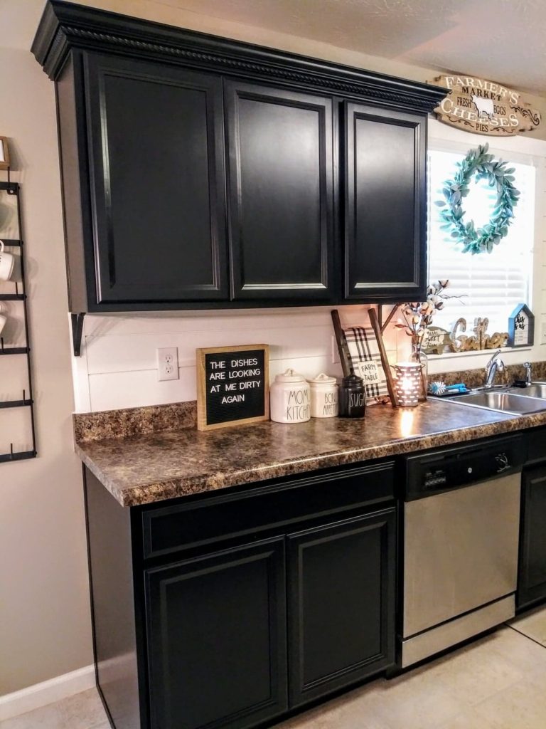 black and white farmhouse kitchens