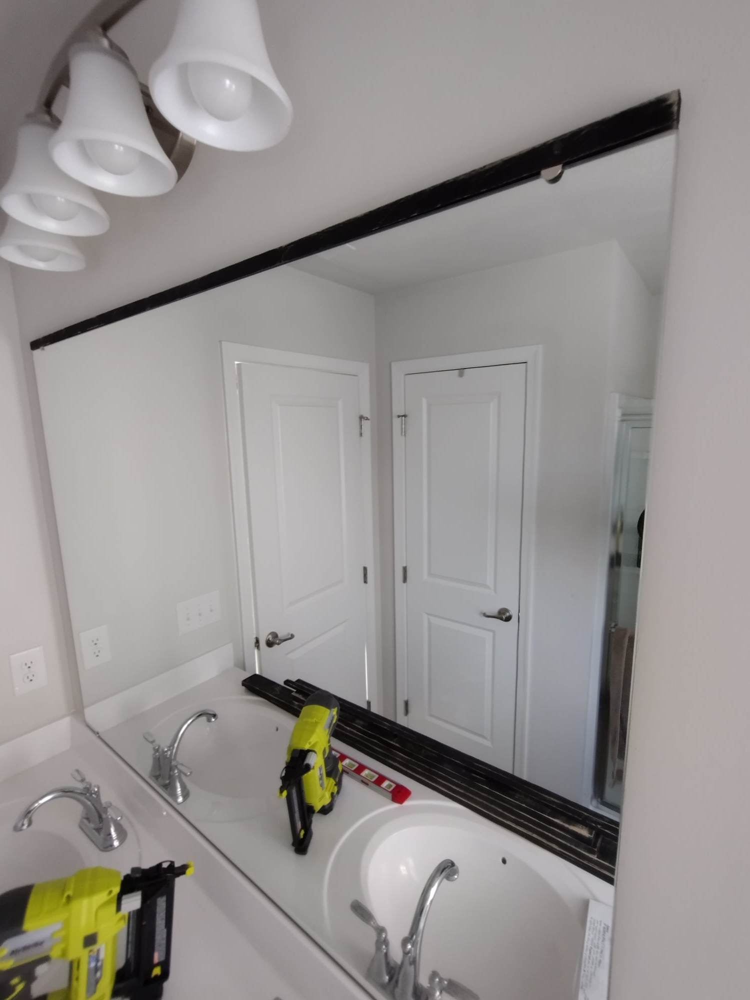 DIY Bathroom Mirror Frame (How We Upgraded Our Basic Builder Grade ...