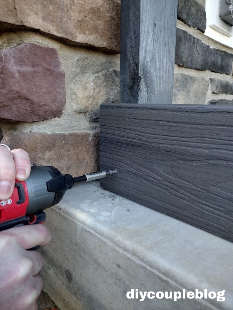 Custom outdoor composite fencing for privacy