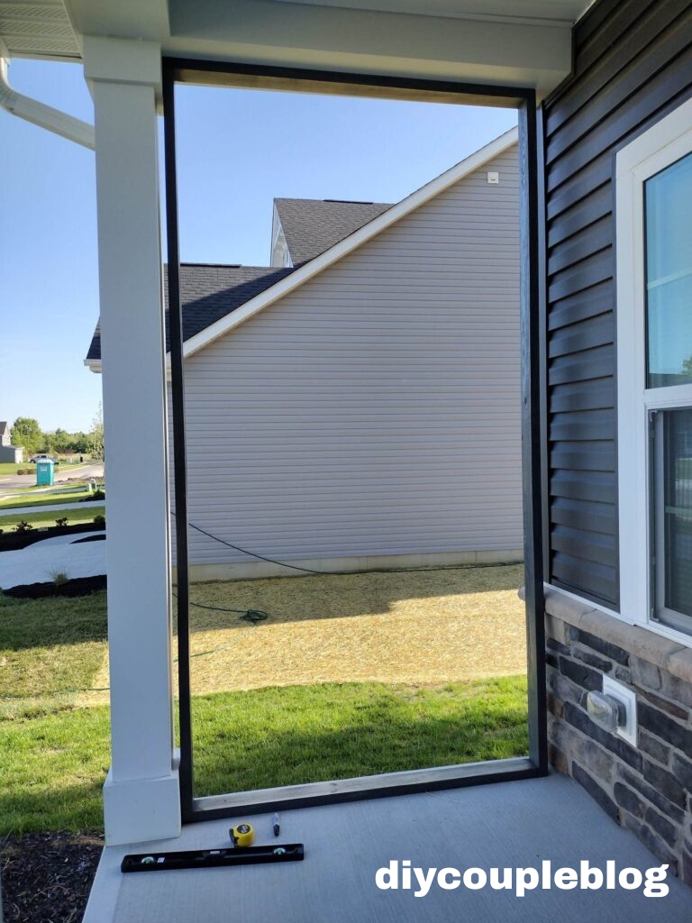 Installing frame for a sturdy privacy wall