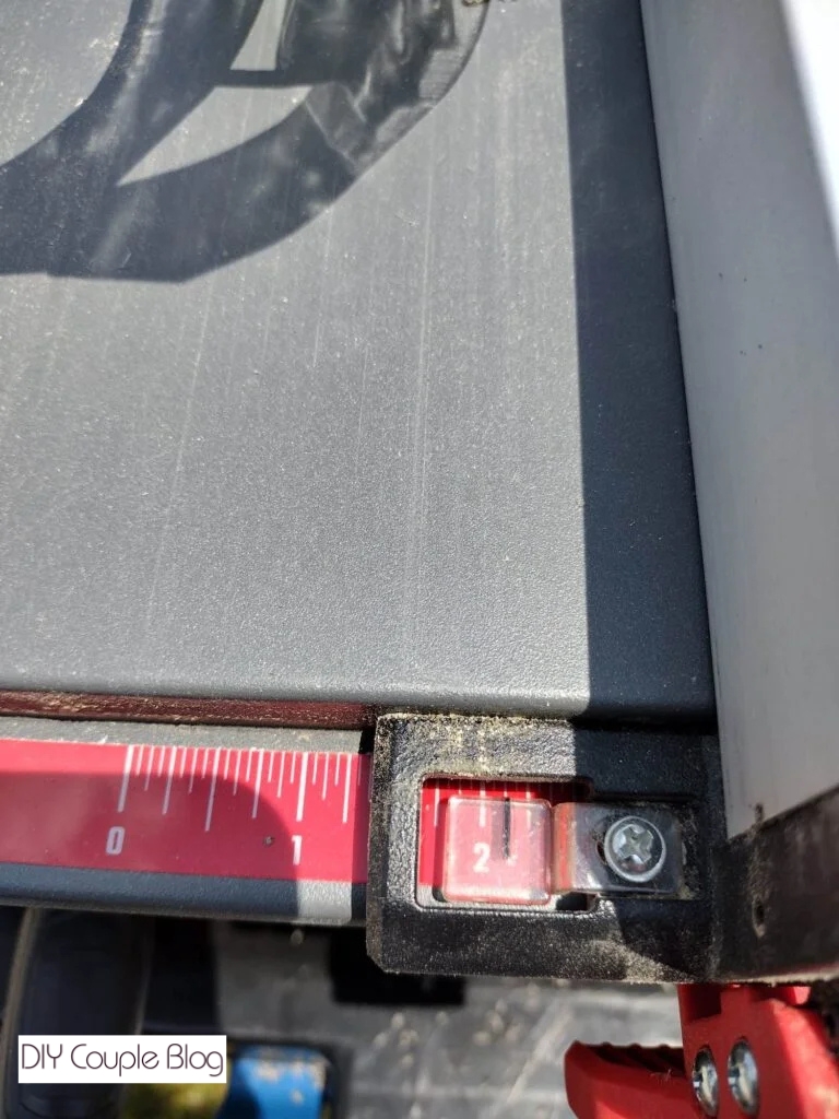 adjusting the table saw