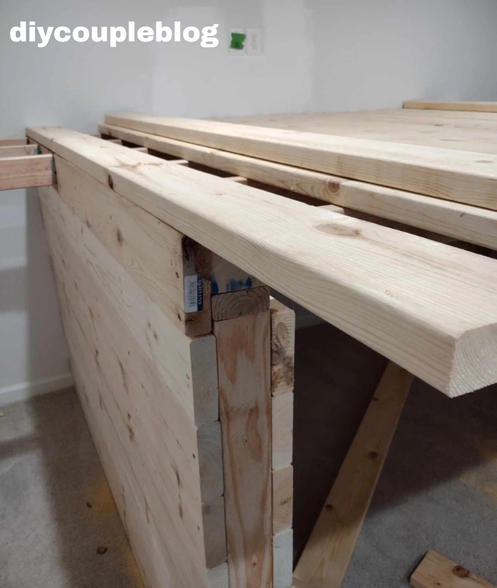 showing the other side of the platform and laying the floor section 