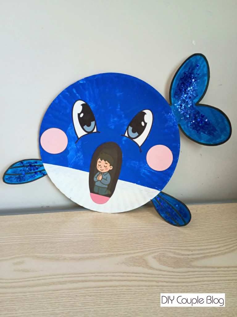 blue whale craft with Jonah in his mouth praying 