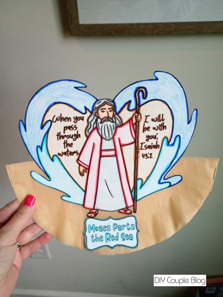 Paper plate red sea craft for kids 