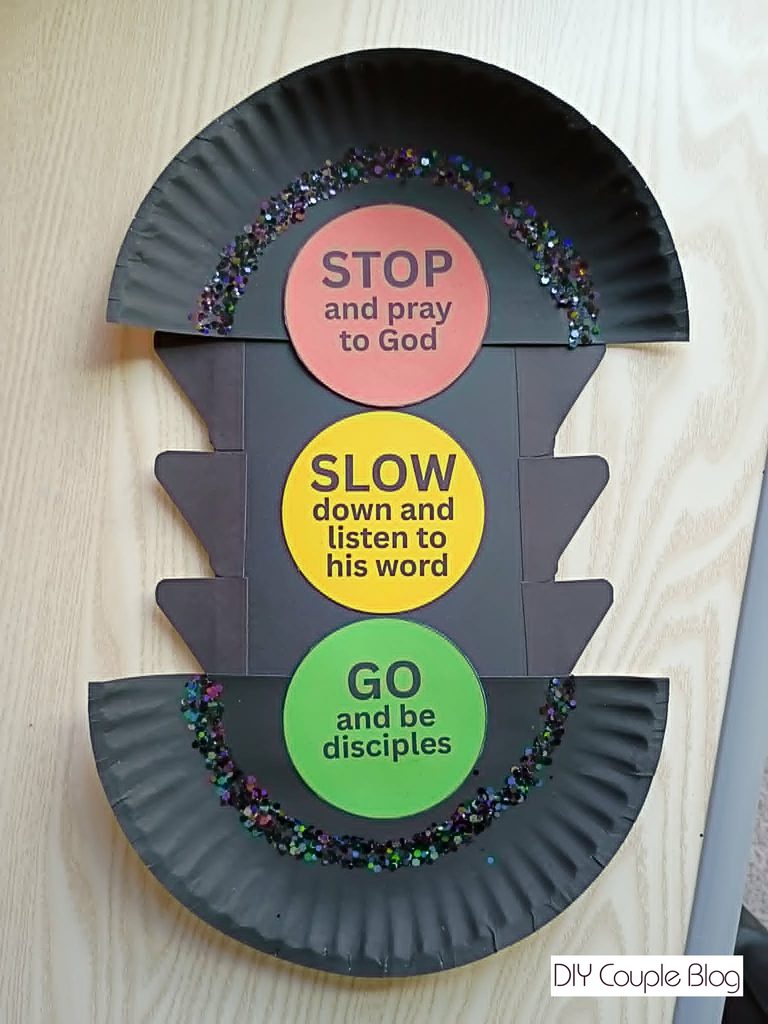 stoplight craft for kids 