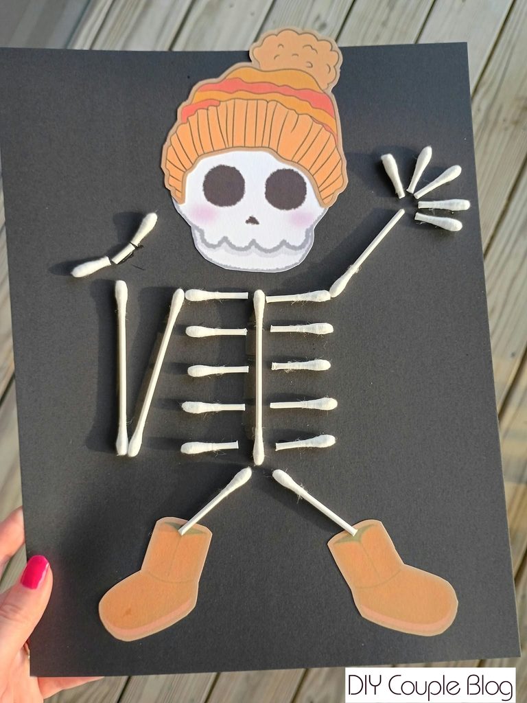 instructions with free printable to make a fun fall skeleton